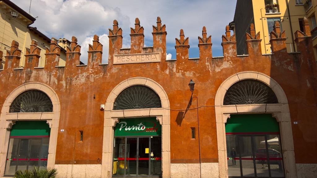 Casa Ferrari Appartamento Verona Sanificato Ozono Екстериор снимка